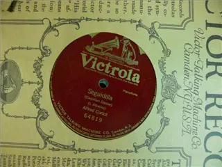 small_victrola 64819.webp